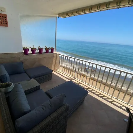 Casa De Playa Εστεπόνα